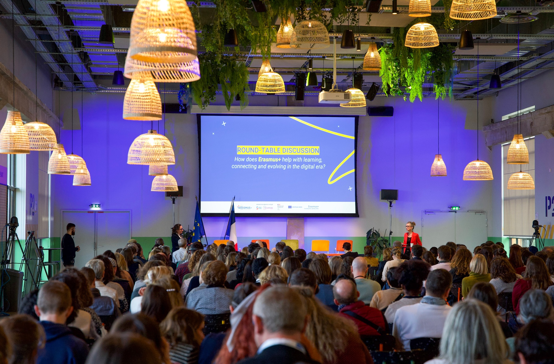 Événement corporate en salle — séminaire d'entreprise produit par Agence Kulte