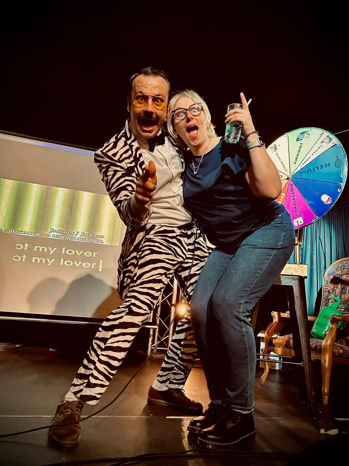 Karaoké immersif avec Philippe Maurice au club Blonde Venus pour les importateurs Krombacher. - réalisé par Agence Kulte